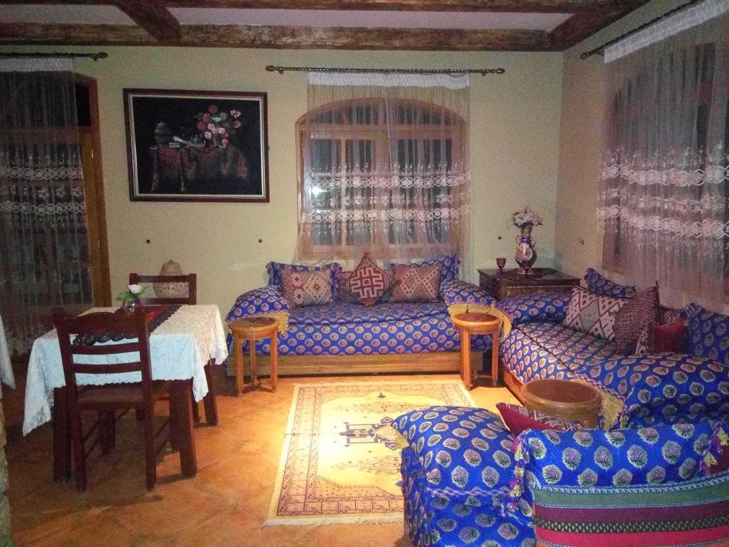 Atlas House Hotell Ifrane Exteriör bild